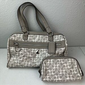 Coach Chelsea Signature Shoulder Purse Makeup Bag Travel White Gray F17154